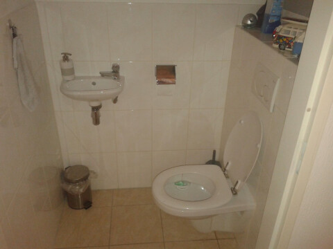 een appart toilet